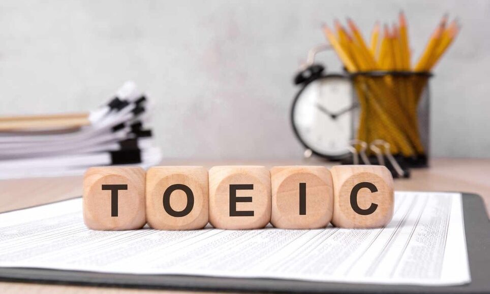 La bonne préparation du TOEIC avec support vidéo La bonne préparation du TOEIC avec support vidéo